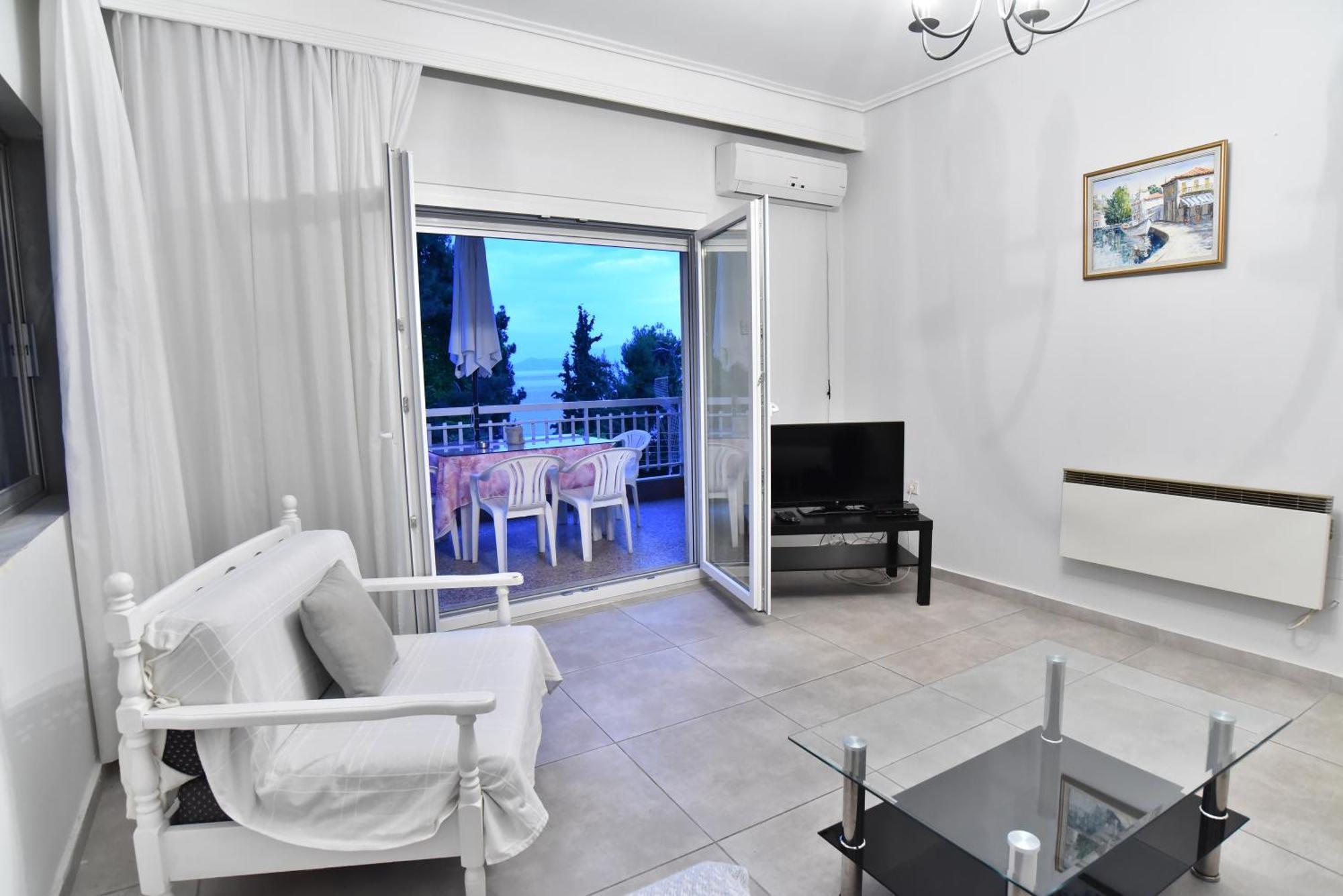 Luca Apartments Palaiontsiflikion Luaran gambar